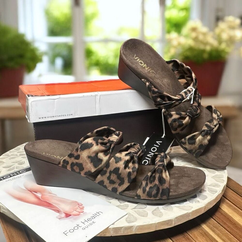 Vionic Park Rizzo Orthotic Comfort Leopard Wedge Sandals Women’s Size 8 NIB
